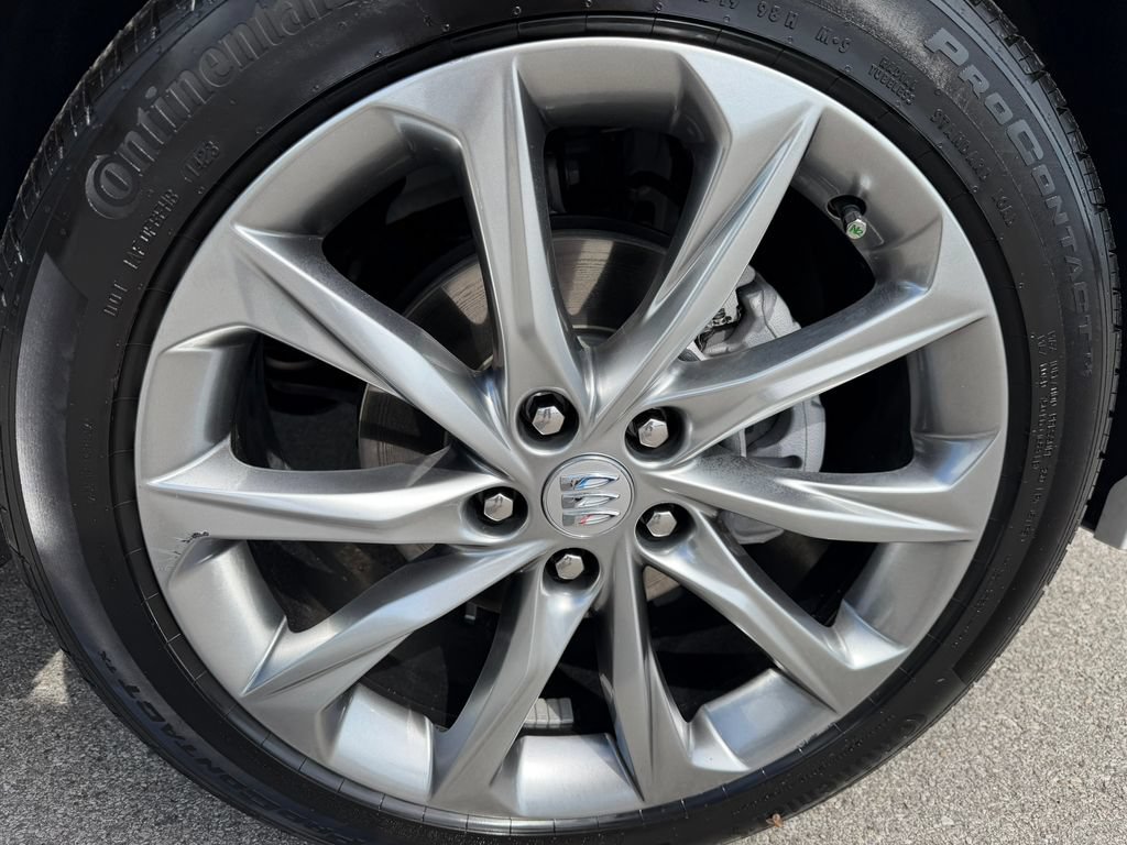 Used 2024 Buick Encore GX Avenir w/ Avenir Technology Package AWD/4WD image 26