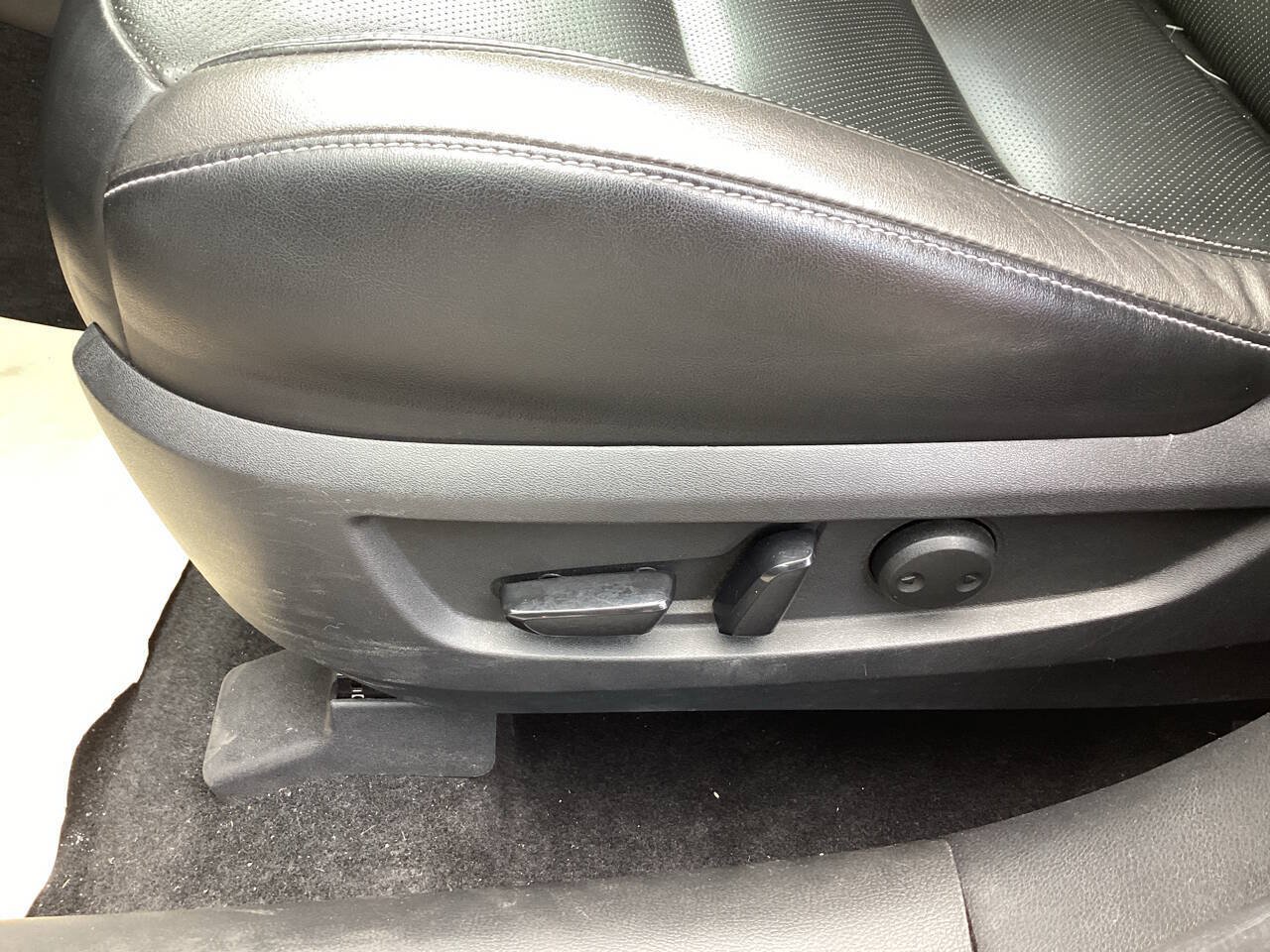 Used 2019 INFINITI QX50 Essential w/ Proactive Package AWD/4WD image 24