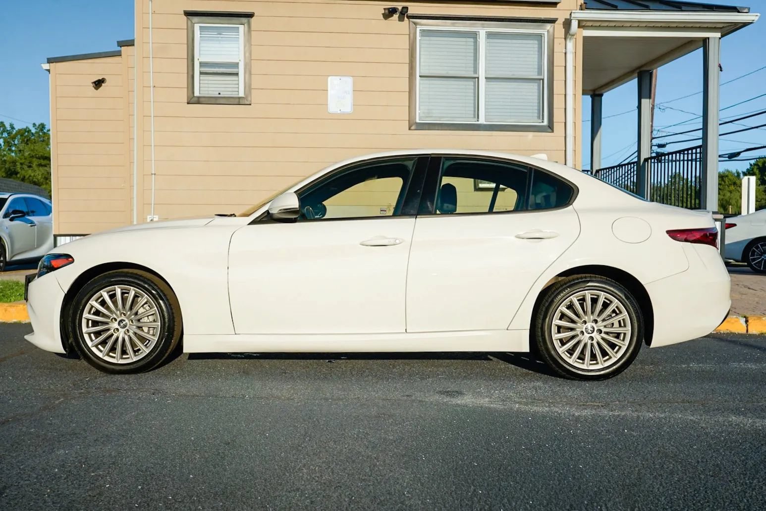 Used 2022 Alfa Romeo Giulia Sprint AWD/4WD image 8