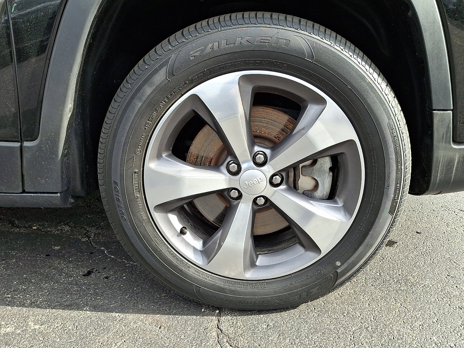 Certified 2020 Jeep Cherokee Limited AWD/4WD image 8