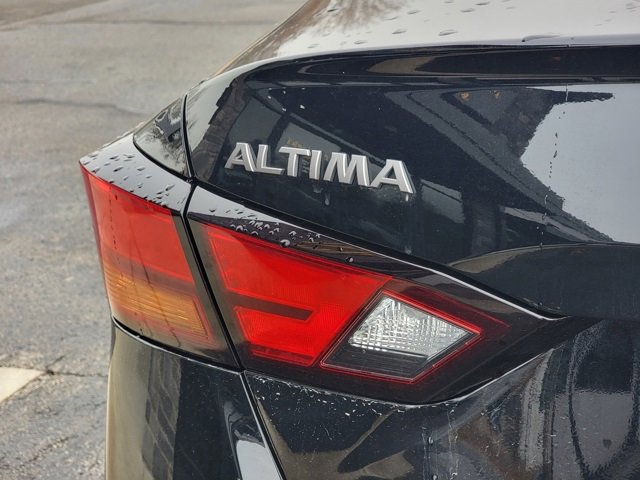 Used 2024 Nissan Altima 2.5 SV image 11