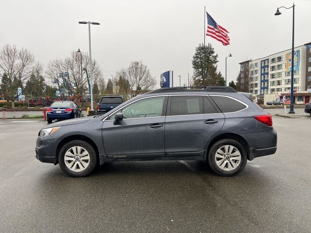 Used 2016 Subaru Outback 2.5i Premium image 2