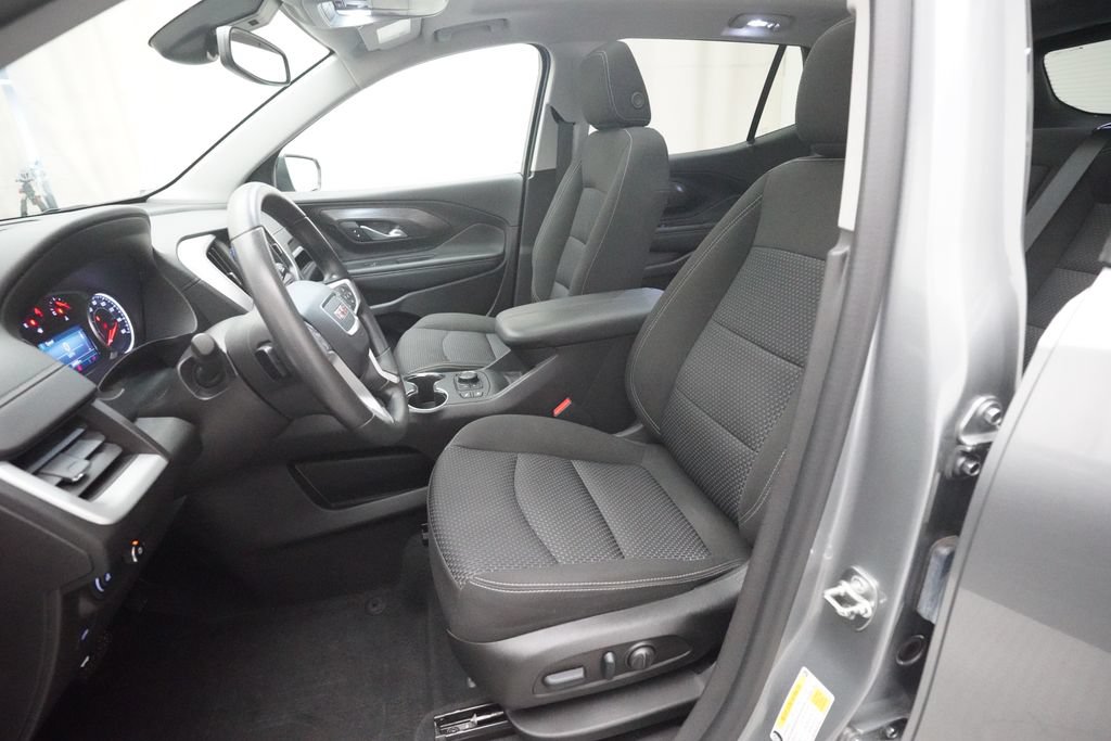 Used 2024 GMC Terrain SLE w/ Driver Convenience Package AWD/4WD image 7