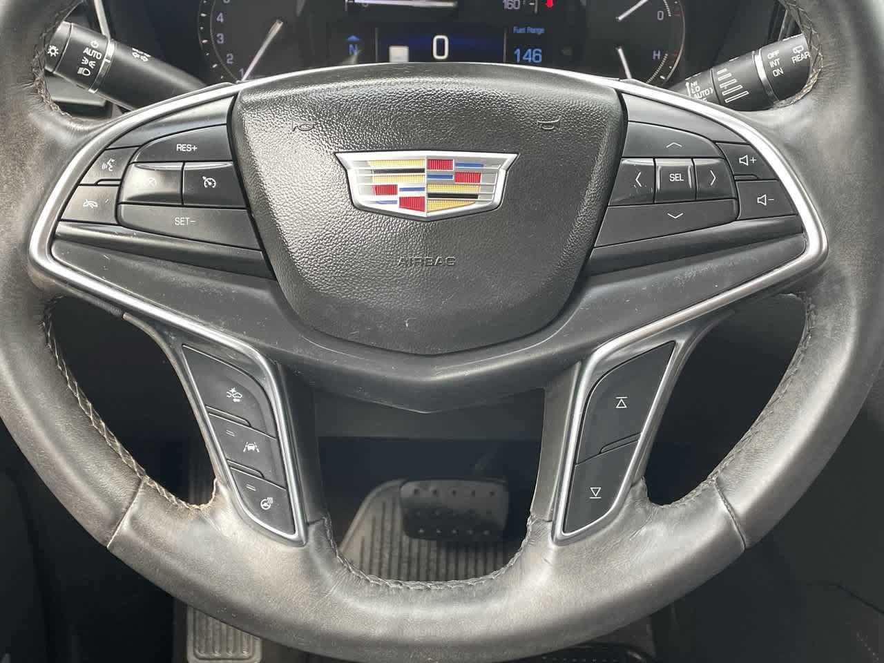 Used 2018 Cadillac XT5 Luxury w/ Driver Awareness Package AWD/4WD image 10