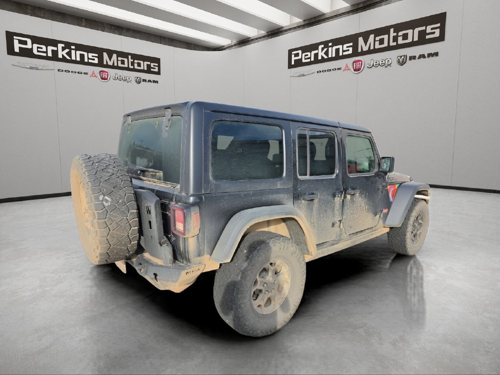 Used 2023 Jeep Wrangler Unlimited Rubicon w/ Cold Weather Group AWD/4WD image 5