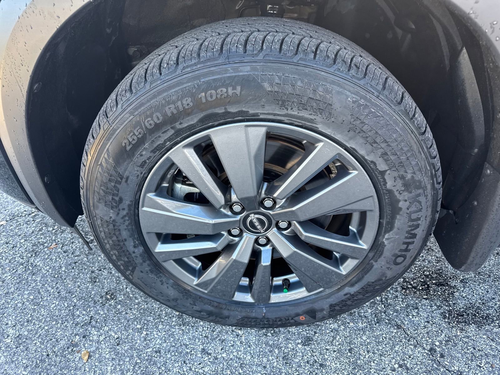 Certified 2024 Nissan Pathfinder SV image 10