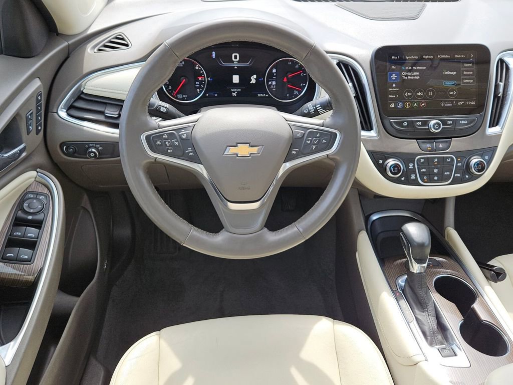 Used 2024 Chevrolet Malibu LT FWD image 12