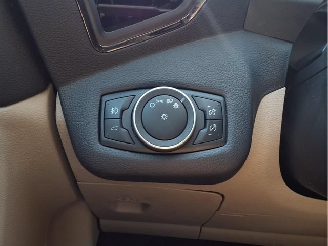 Used 2018 Ford Escape Titanium AWD/4WD image 13