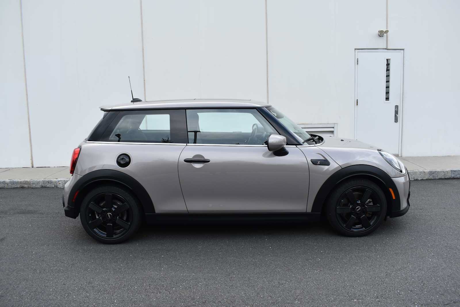 Used 2024 MINI Cooper S FWD image 4