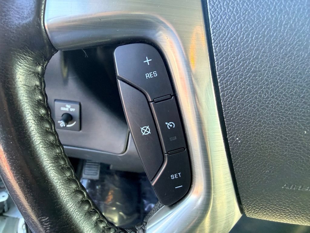 Used 2015 Chevrolet Express 3500 RWD image 16