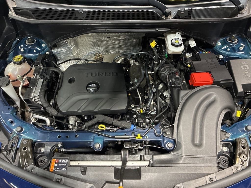 Used 2023 Buick Encore GX Essence w/ Experience Buick Package image 16