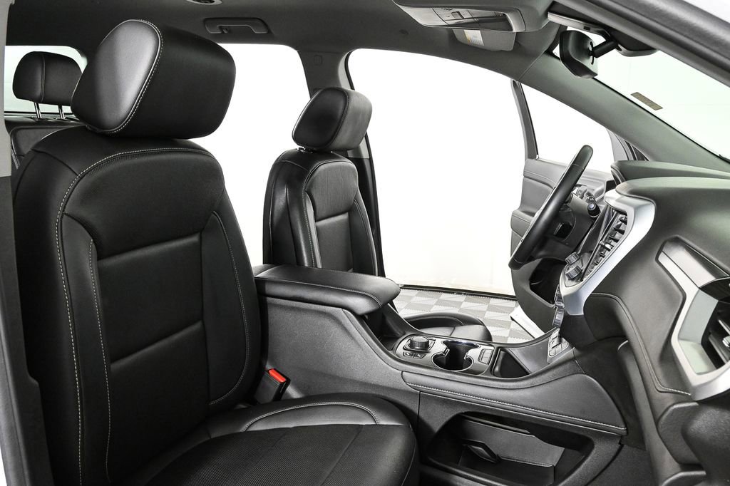 Used 2023 GMC Acadia SLT image 22