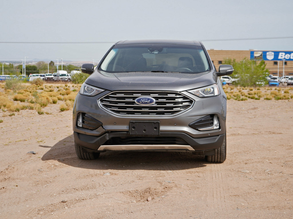 Used 2021 Ford Edge Titanium FWD image 3