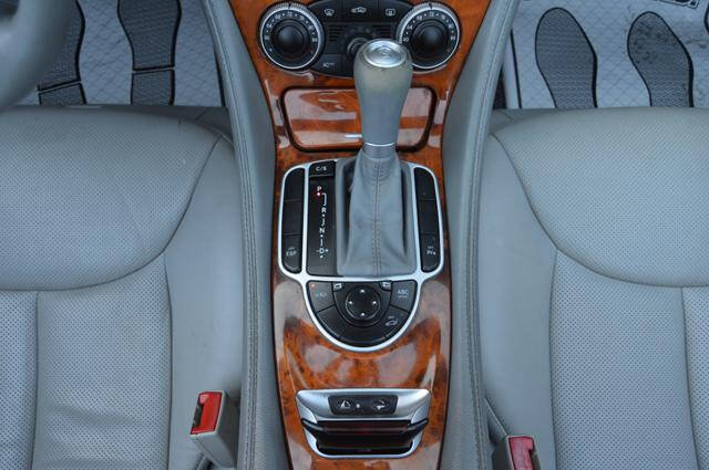 Used 2005 Mercedes-Benz SL 500 image 26