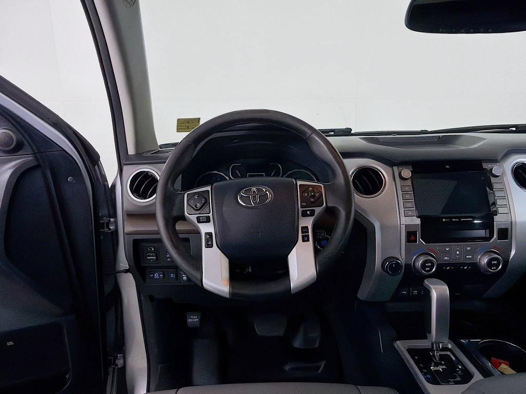Used 2020 Toyota Tundra Limited w/ Limited Premium Package AWD/4WD image 21