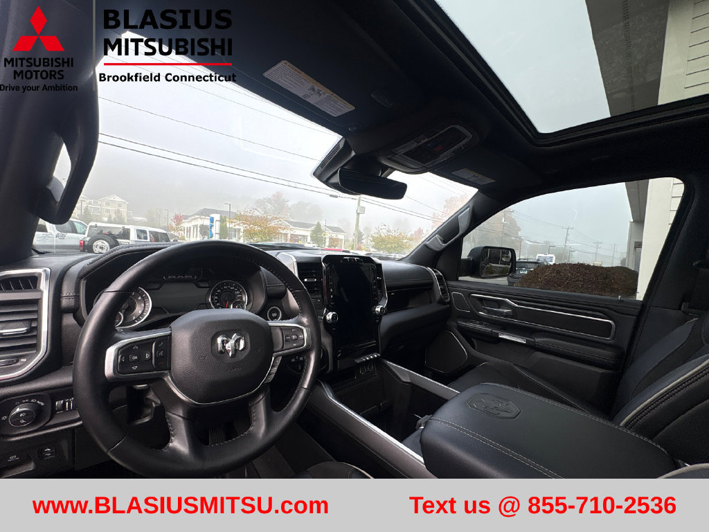 Used 2023 RAM 1500 Laramie AWD/4WD image 18