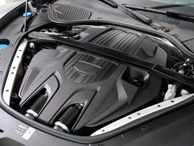 Certified 2025 Porsche Panamera 4 image 28