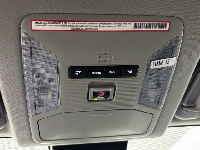 Used 2024 Toyota RAV4 XLE image 30