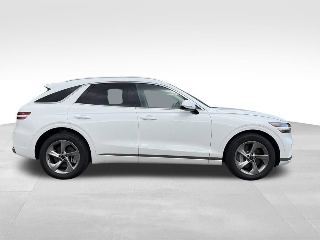 Certified 2026 Genesis GV70 2.5T AWD/4WD image 2