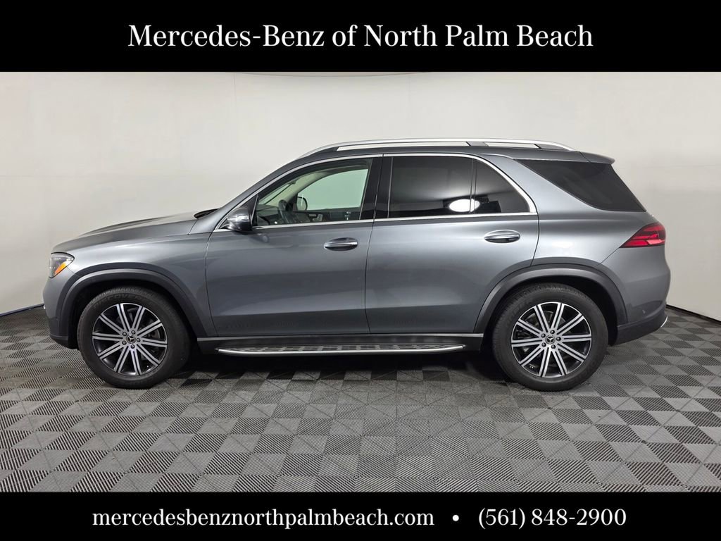 Used 2025 Mercedes-Benz GLE 350 4MATIC image 3