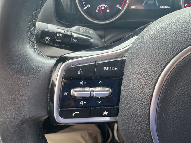 Used 2022 Kia Carnival SX image 24