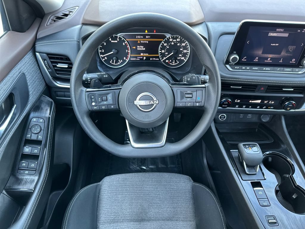 Used 2023 Nissan Rogue SV FWD image 13