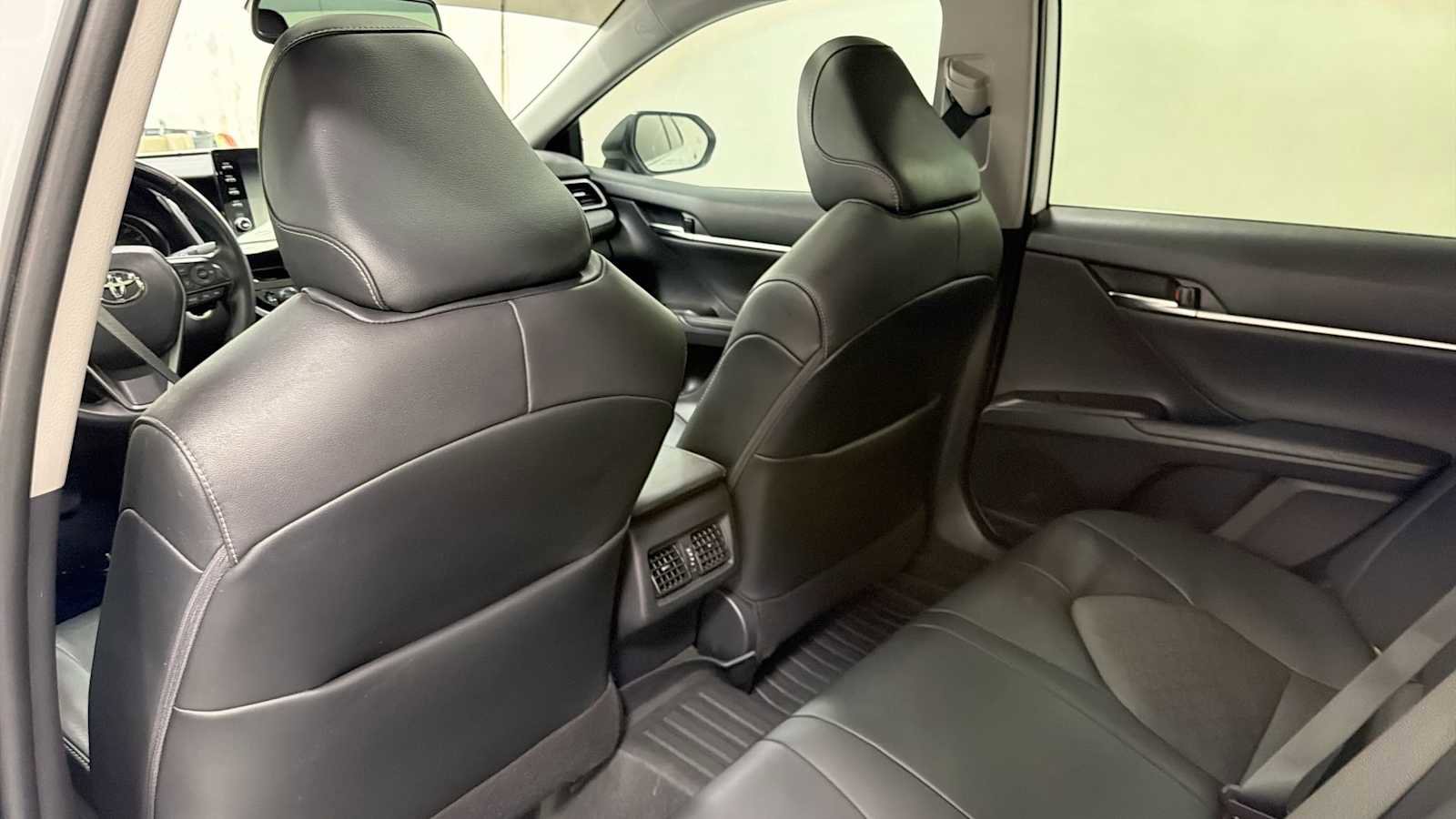 Certified 2021 Toyota Camry XSE FWD image 25