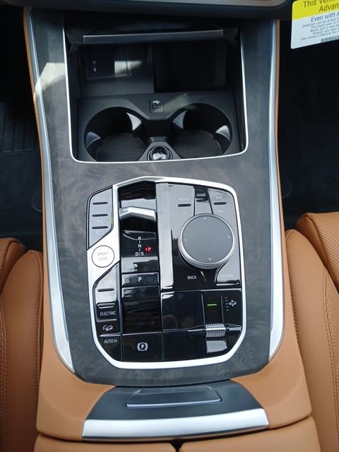 New 2026 BMW X5 xDrive50e image 23