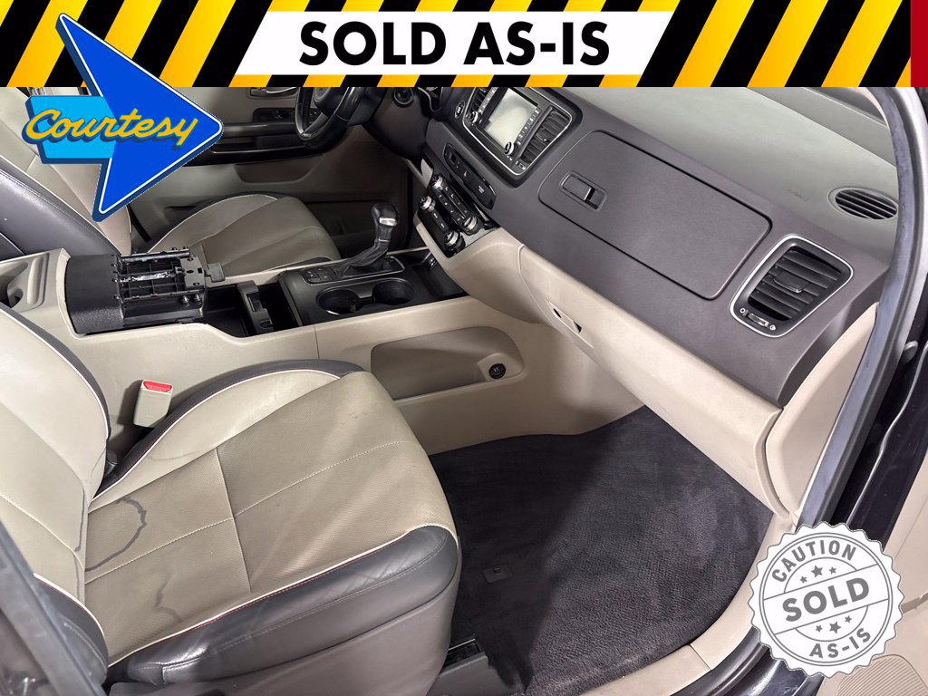 Used 2017 Kia Sedona LX w/ LX Essentials Premium Package FWD image 16