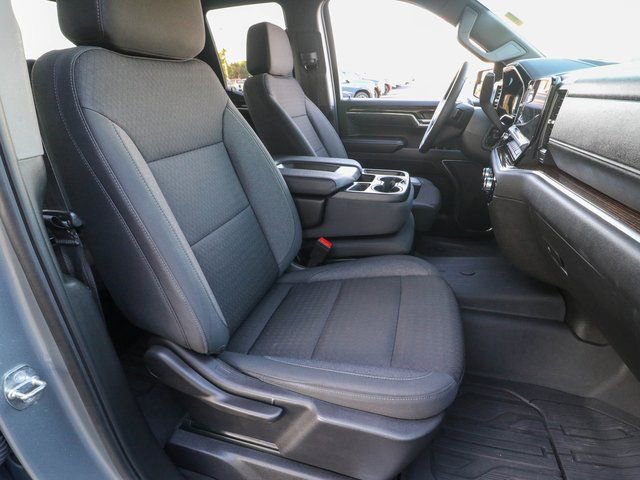 Used 2024 GMC Sierra 1500 SLE image 24