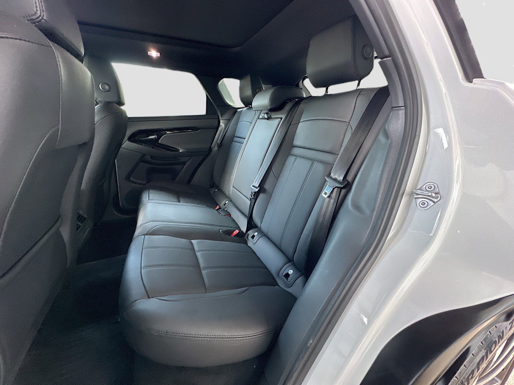 Used 2026 Land Rover Range Rover Evoque S image 25