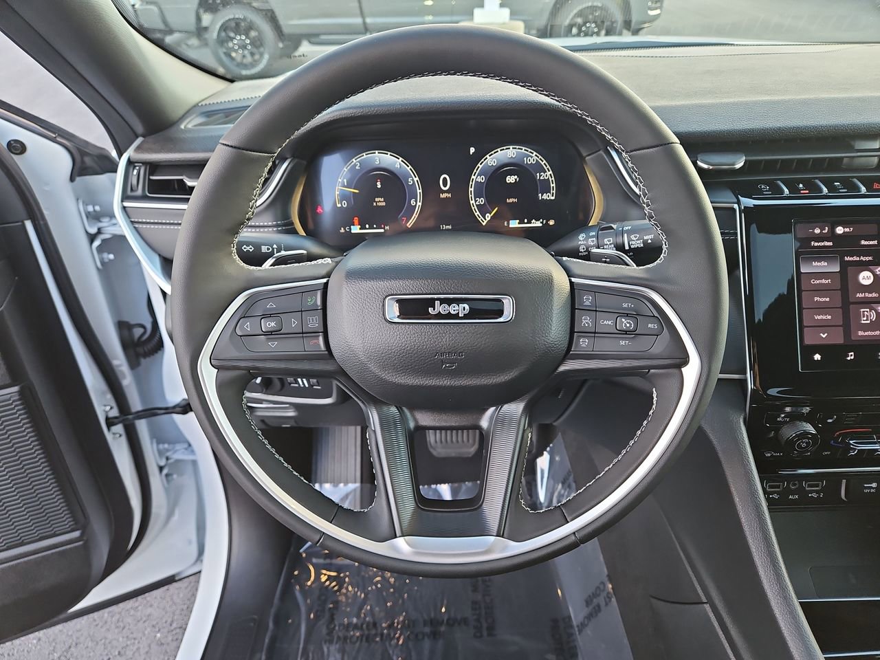 New 2025 Jeep Grand Cherokee L Altitude image 22