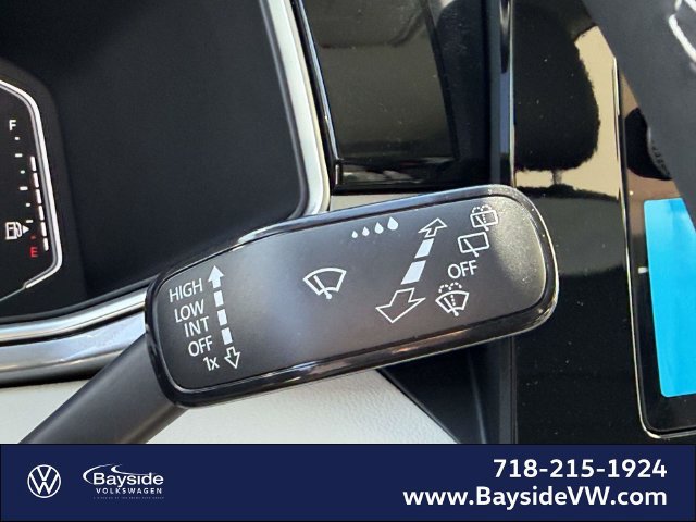 New 2026 Volkswagen Taos SEL AWD/4WD image 29