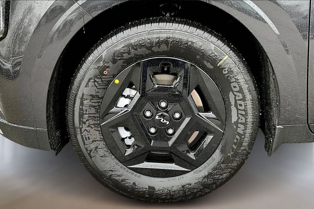 New 2026 Kia Carnival LX FWD image 12