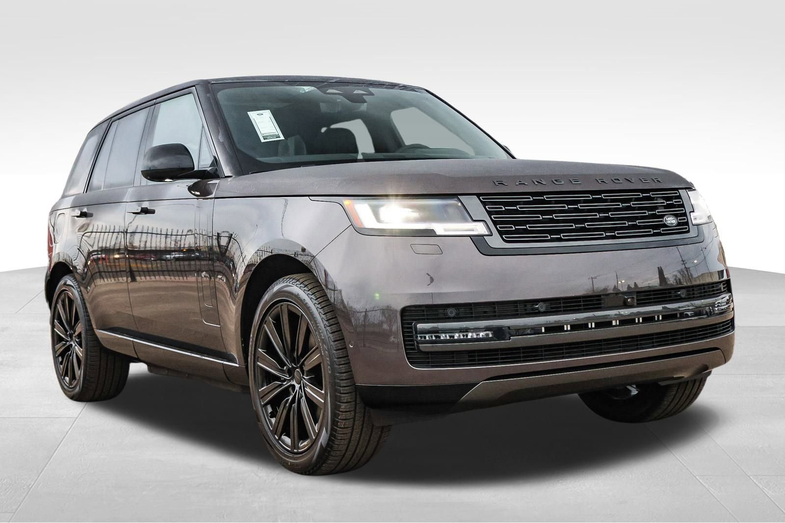 New 2026 Land Rover Range Rover SE AWD/4WD image 3