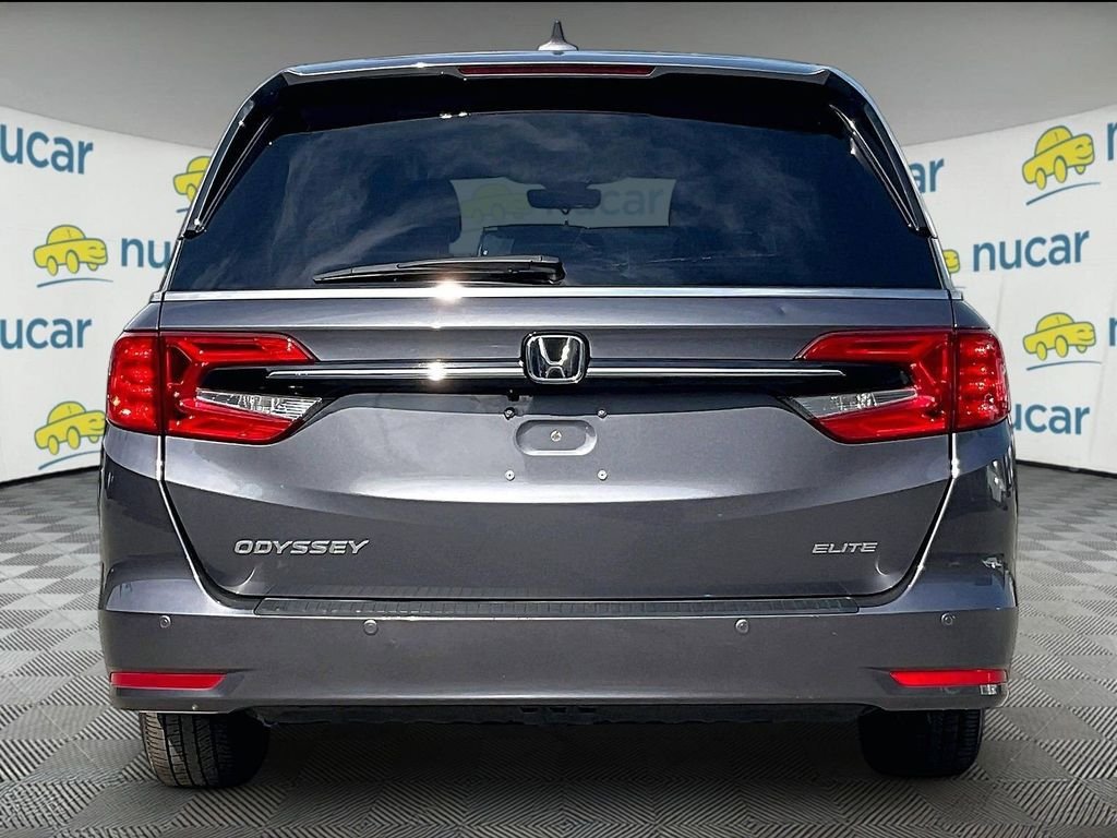 Used 2023 Honda Odyssey Elite image 5