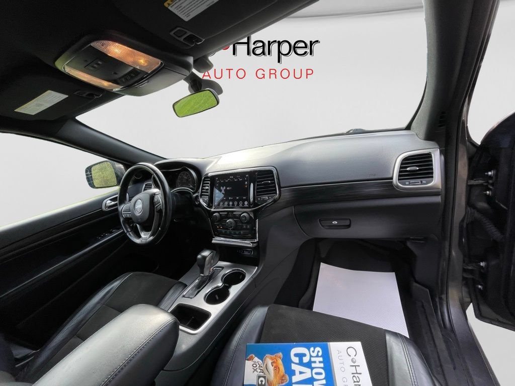 Used 2021 Jeep Grand Cherokee Laredo X AWD/4WD image 12