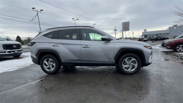 Used 2022 Hyundai Tucson SEL w/ Cargo Package image 9