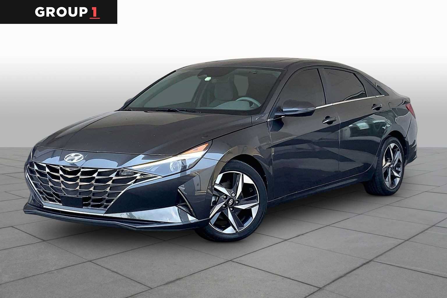Used 2022 Hyundai Elantra SEL w/ Convenience + Premium Package FWD image 1