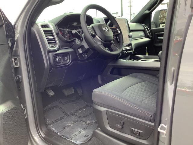 New 2026 RAM 2500 Big Horn AWD/4WD image 7