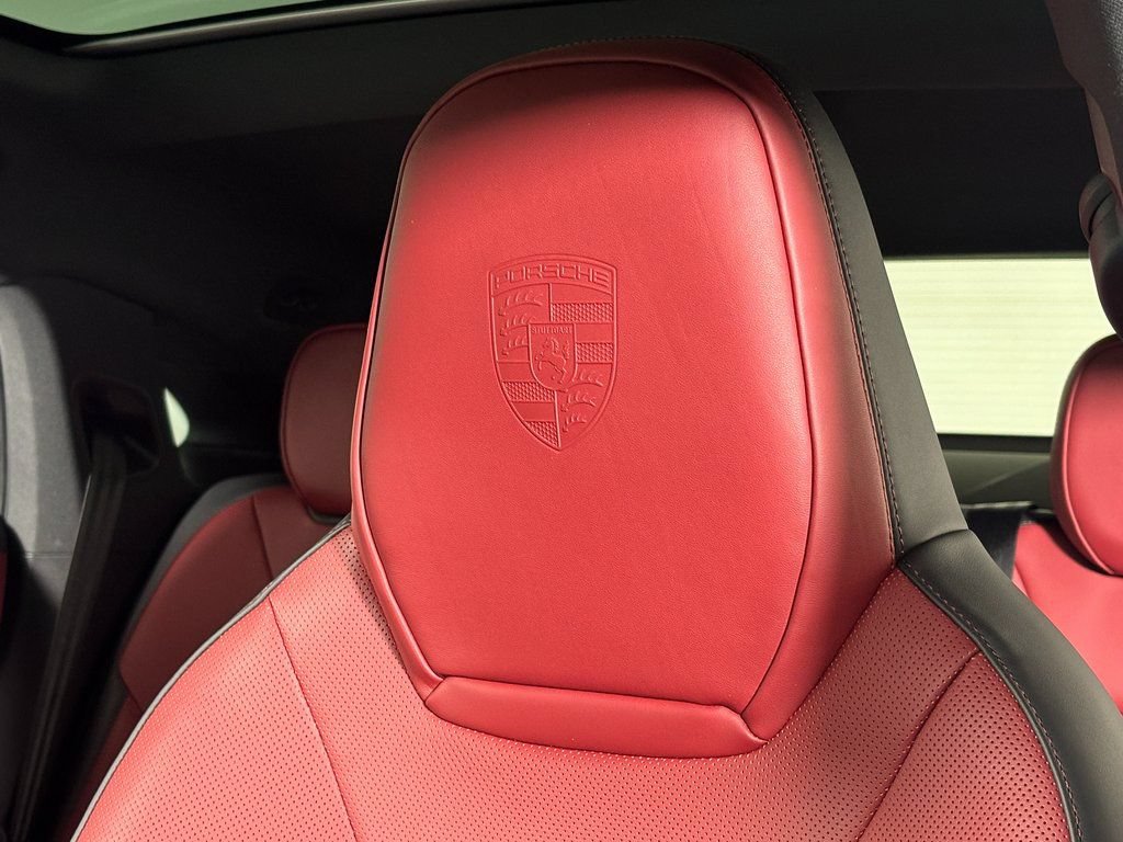 Certified 2026 Porsche Cayenne S AWD/4WD image 18