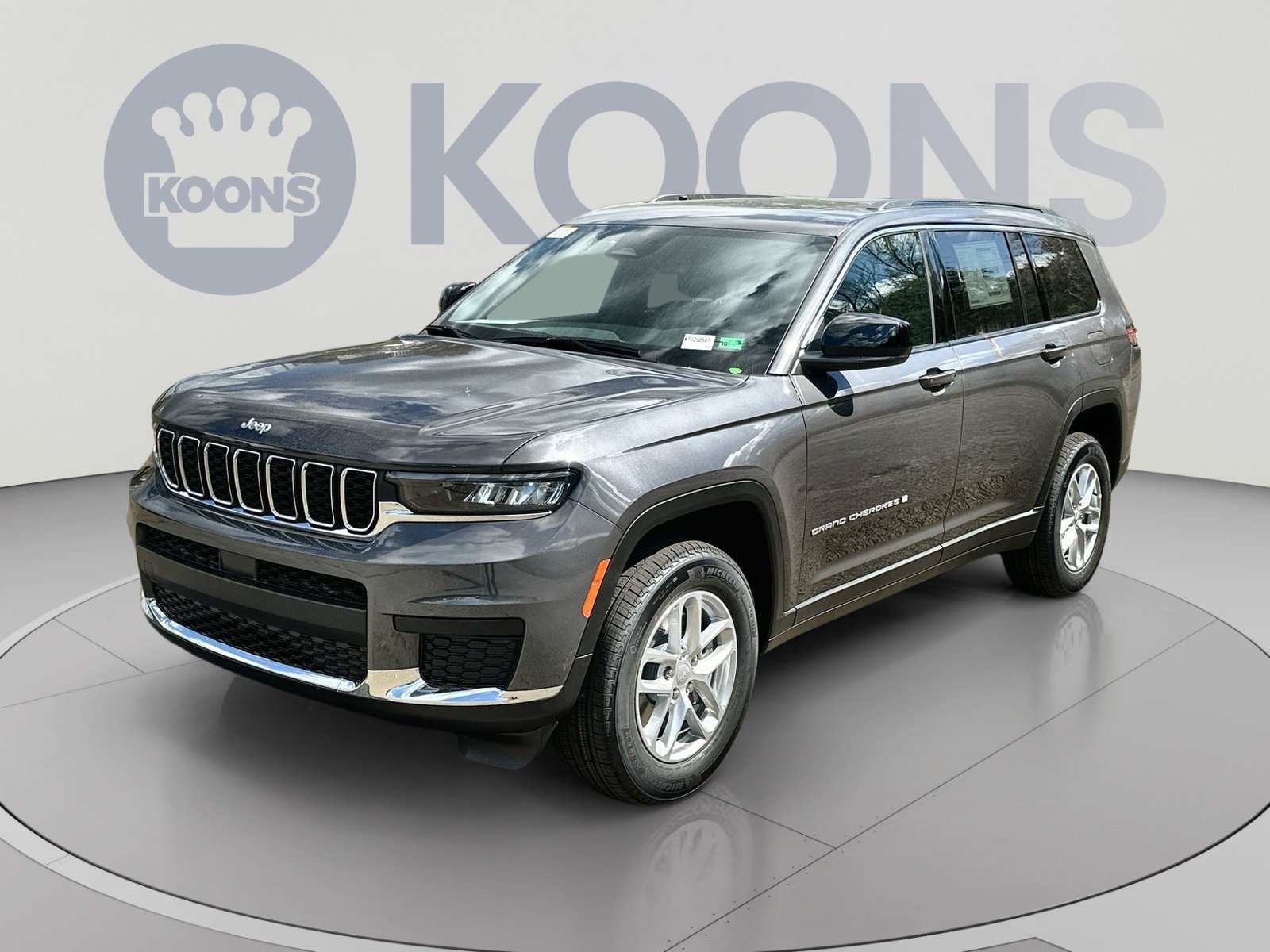 New 2025 Jeep Grand Cherokee L Laredo w/ Luxury Tech Group I AWD/4WD image 1