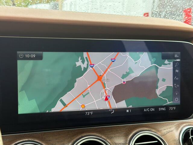 Used 2018 Mercedes-Benz E 400 4MATIC Wagon image 25