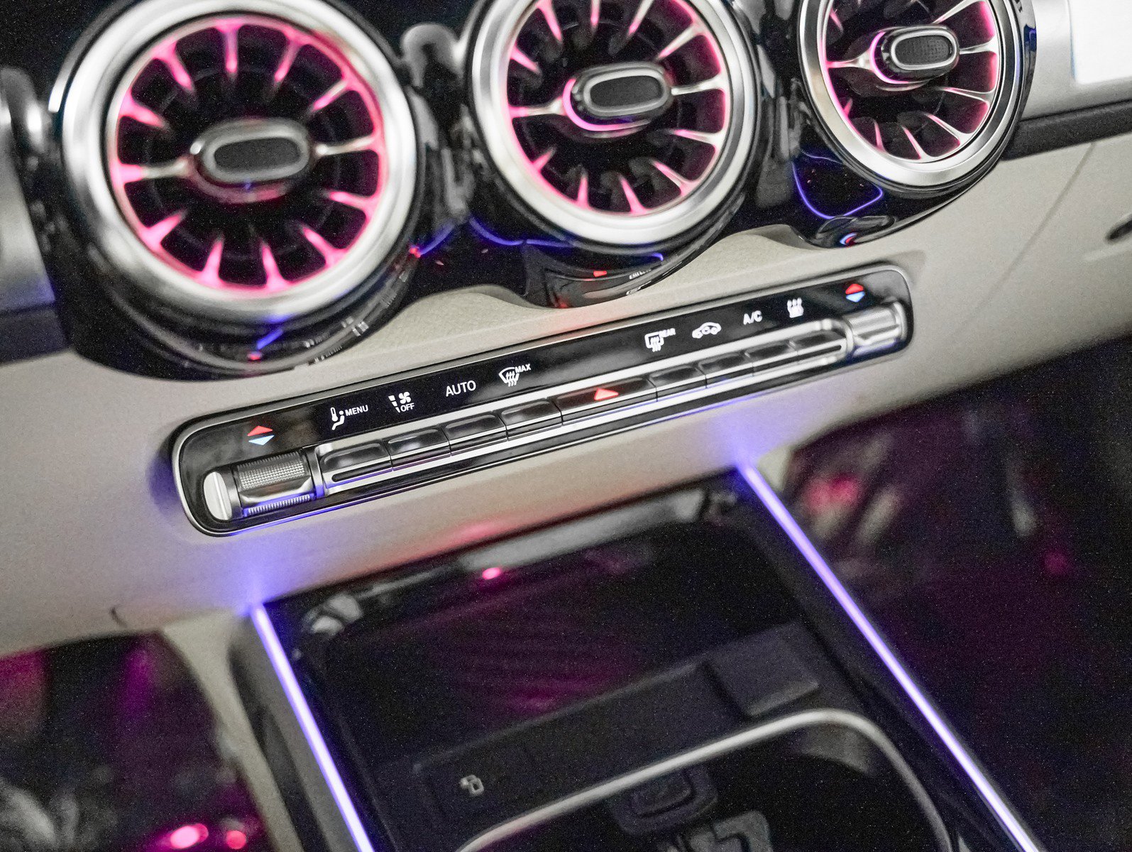 Certified 2023 Mercedes-Benz EQB 300 300 4MATIC image 23