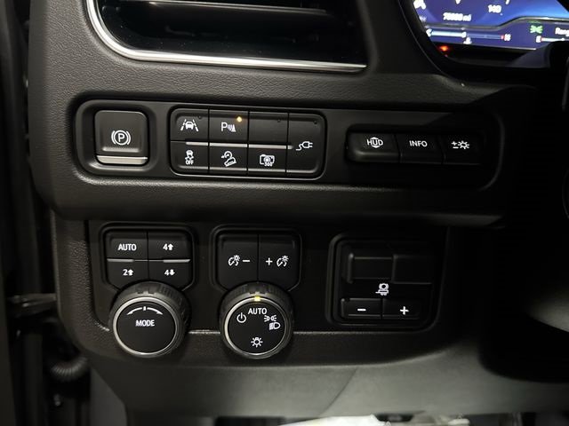 Certified 2022 Chevrolet Tahoe High Country w/ Max Trailering Package image 18