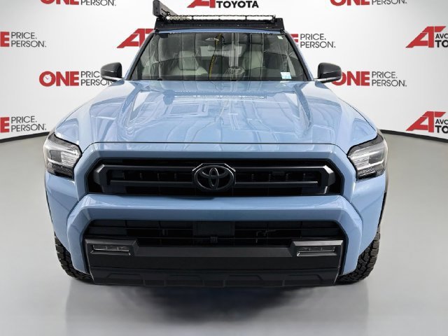New 2026 Toyota 4Runner SR5 AWD/4WD image 2