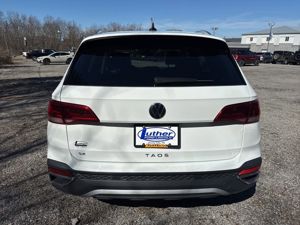 Used 2024 Volkswagen Taos SE image 8