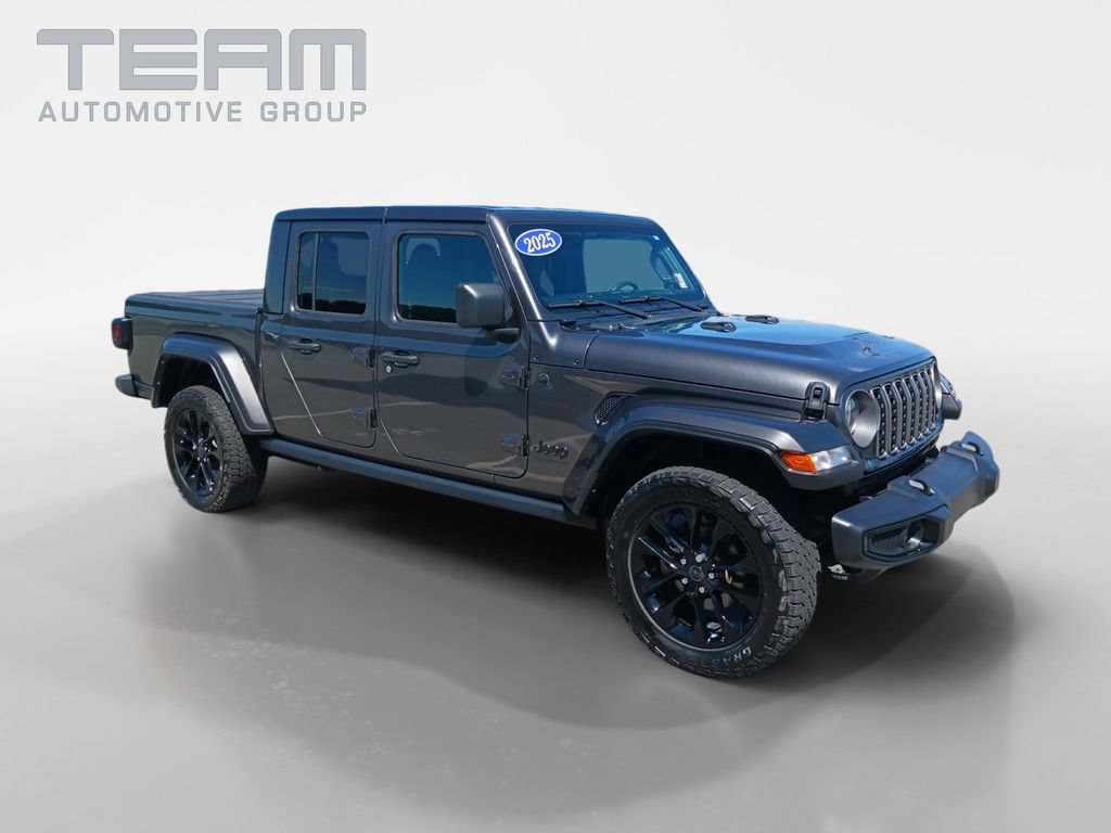 Used 2025 Jeep Gladiator Sport AWD/4WD video 1