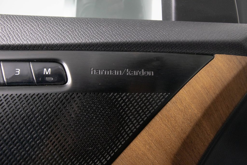 Used 2023 Volvo XC90 B6 Plus w/ Protection Package Premier image 29