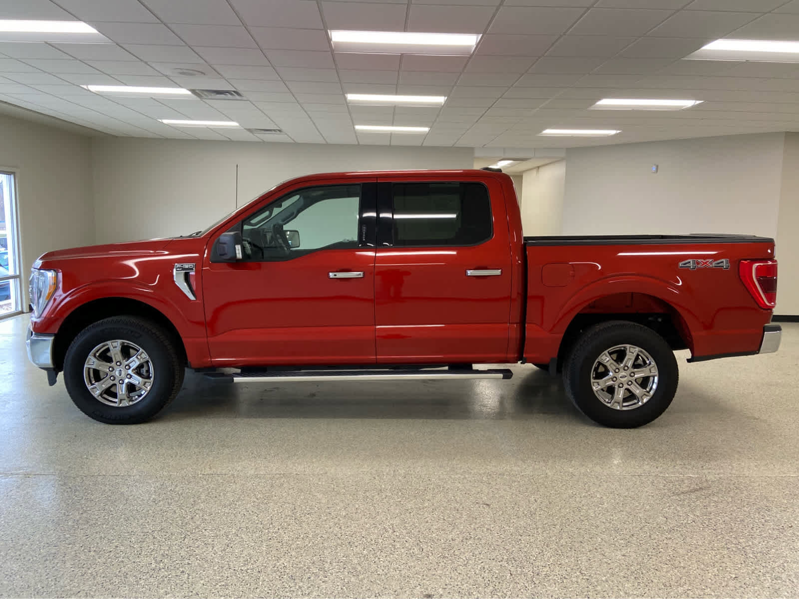 Used 2023 Ford F150 XLT w/ Equipment Group 302A High image 12